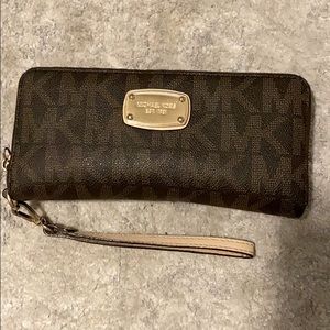 Michael Kors wallet